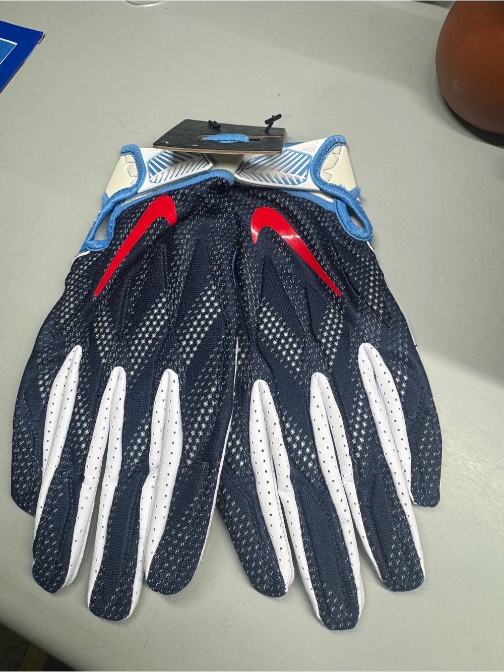 Nike Tennessee titans NFL gloves size 2XL